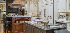 Two-Toned Kitchen Cabinets