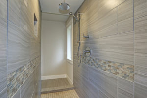 How to Transform Your Bathroom with Creative Wall Décor Ideas